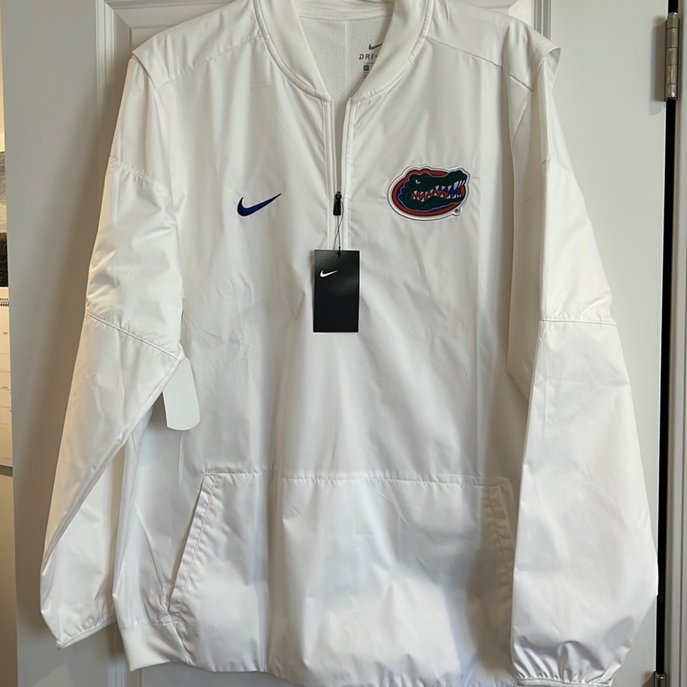NWT Nike men’s pullover